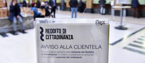 Pagamento ottobre Reddito di cittadinanza Inps, in arrivo 100 mila sospensioni