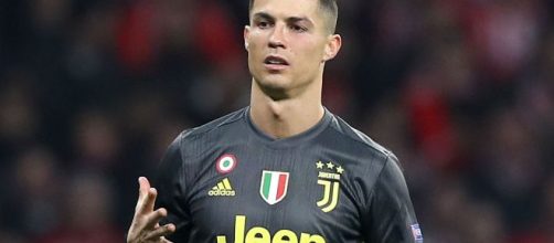 Cristiano Ronaldo ha rilasciato un'intervista a France Football.