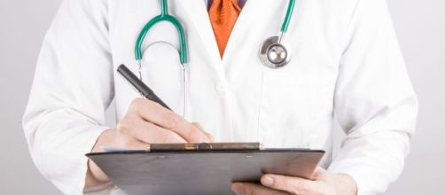 Responsabilità medica: se la colpa del dottore non è provata paga la clinica