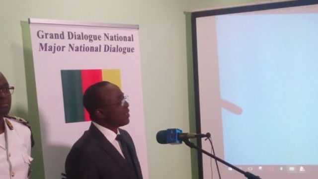 Le chargé de la communication du Mindef et por