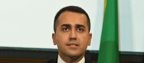 I social bocciano il decreto rimpatri di Di Maio