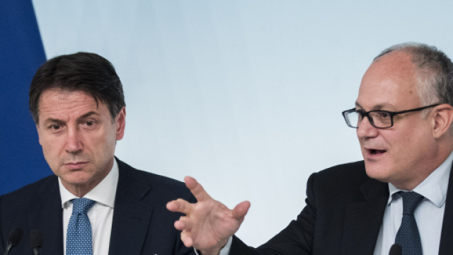 Pensioni, il ministro dell'Economia Roberto Gualtieri: ‘Quota 100 andrà ad esaurimento ma non la rinnoveremo’