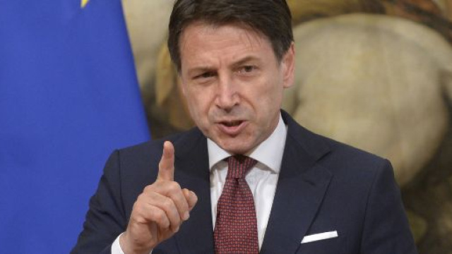 Conte a Renzi: 'Così non andiamo avanti, bisogna lavorare con uno spirito di squadra senza rivendicare primati che non esistono'