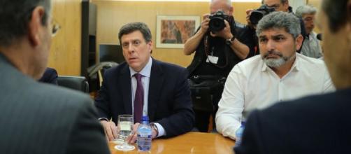 Juan Carlos Quer y Juan Jose Cortés, durante una reunión con el PP. / Flickr