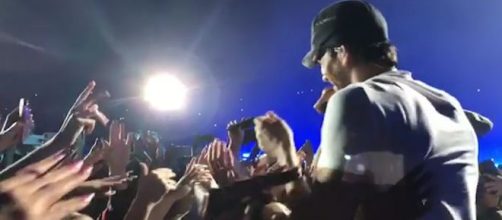 Público TV - Enrique Iglesias sólo dará un concierto en España en 2019 - publico.es