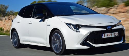 Toyota Corolla, tra le ibride più vendute in Italia| Auto Express