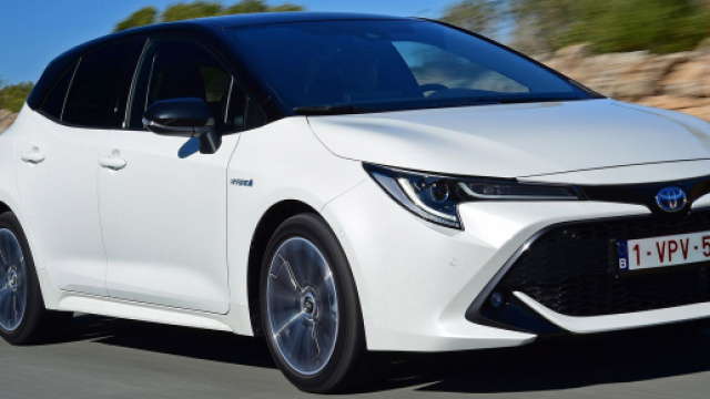 Toyota Corolla, tra le ibride più vendute in Italia| Auto Express