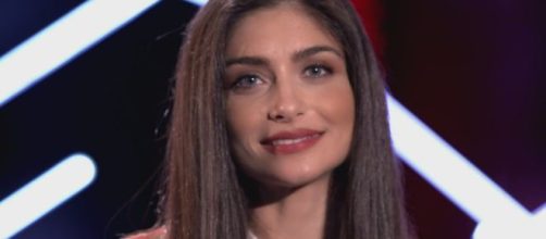 Ambra Lombardo smentisce il flirt con Gaetano Arena.