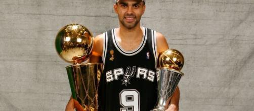 Nba Les Spurs Retirent Le Maillot De Tony Parker Cette Nuit Ses