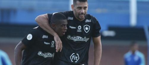 Botafogo busca deixar o G-4. (Arquivo Blasting News).