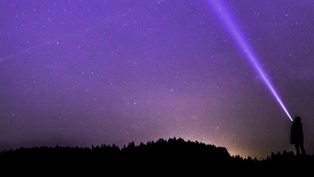 Oroscopo settimanale fino al 24 novembre con classifiche e previsioni per i primi sei segni dello zodiaco: la Vergine al 'top della settimana'