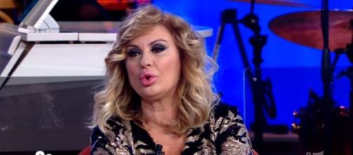 Tina Cipollari protagonista della terza puntata della nuova edizione del Maurizio Costanzo Show