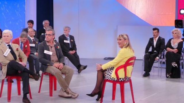 Anticipazioni Uomini e donne: Gemma in lacrime per una risposta di Juan Luis