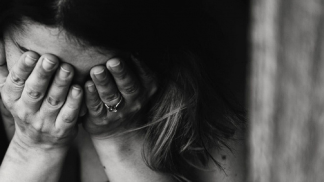 Le fléau des féminicides a besoin de l'aide de tous et toutes. Credit: Pexels