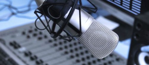 Intervista esclusiva a Fabry Granata, imitatore delle star della televisione