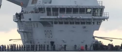 HMS Prince of Wales arrives. [Image source/Wight Media Services YouTube video]