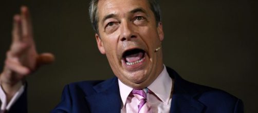 Nigel Farage si candida ad alleato di Boris Johnson