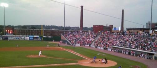 A Minor League game in Lowell. Massachusetts in 2010. [Image via uzi978 - Flickr]