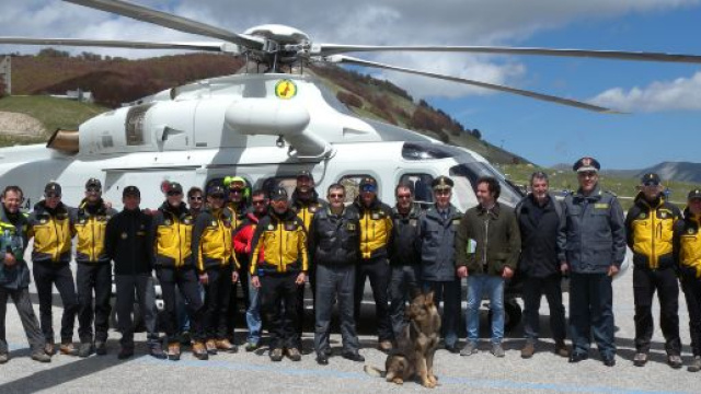 Roccaraso, soccorso alpino: esercitazione Guardia di Finanza ... - teleaesse.it