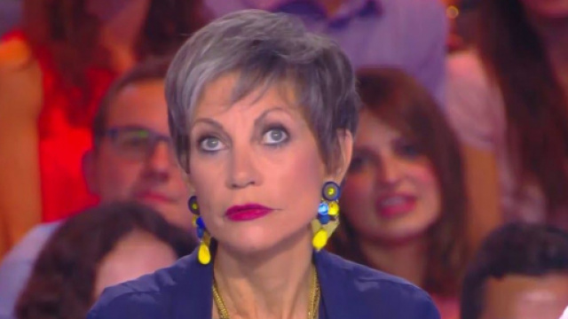 TPMP : Isabelle Morini-Bosc pourrait quitter l'émission par amour. Credit: Capture d'écran/ C8