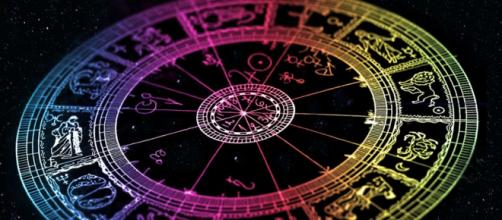 Una rappresentazione dei dodici segni dello zodiaco