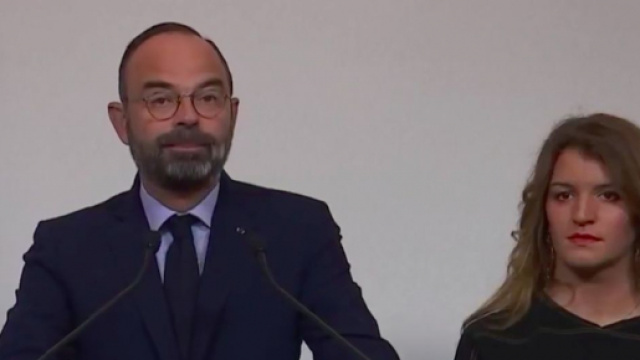 Edouard Philippe et Marlène Schiappa lors du Grenelle des violences conjugales le 25 novembre. Credit: Capture d'écran/Twitter/ Edouard Philippe