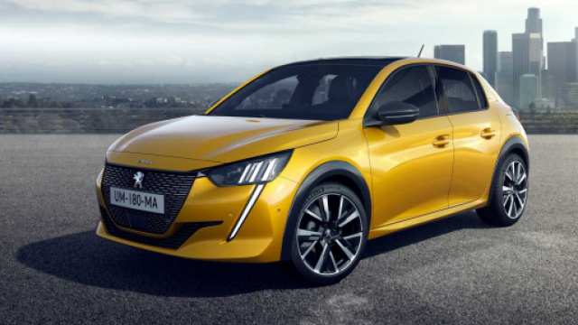 Peugeot 208, una delle favorite per il premio Auto dell'Anno 2020