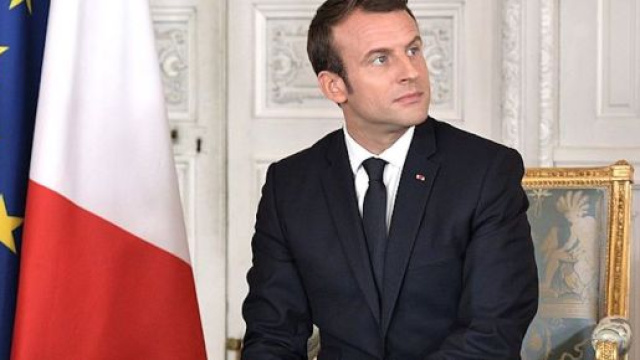 Catastrophe', 'ça cafouille'... les critiques fusent autour de la méthode Macron. Credit: Kremlin.ru/Wikimedia Commons