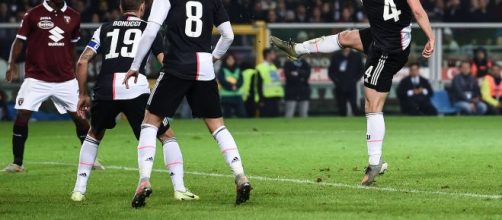 La Juventus si riprende la vetta: De Ligt decide il Derby della Mole