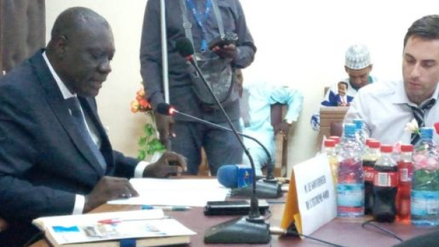 Mounouna Foutsou, Ministre de l Jeunesse et de l'Education Civique (c) Minjec