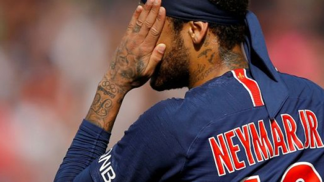 PSG : Neymar, absent de la reprise, précipite le divorce avec Paris - parismatch.com