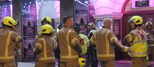 Piccadilly Theatre emergency: Ceiling collapses on audience at major London West End show. [Image source/The News 247 YouTube video]