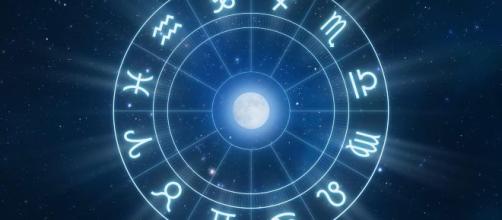 Astrologia del weekend 9-10 novembre: Luna nei Gemelli, Vergine nervosa