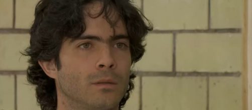 Miguel é assassinado em "A Que Não Podia Amar". (Reprodução/Televisa/SBT)