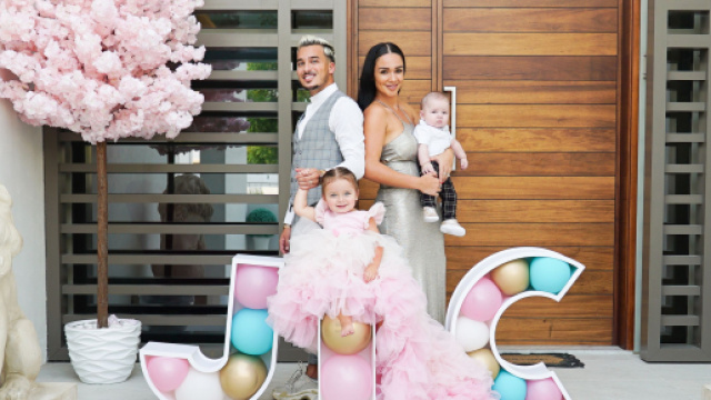 VIDÉO "JLC FAMILY : L'incroyable été de Jazz et Laurent ... - stephanelarue.com