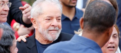 Juíz acatou pedido da defesa de Lula, pedindo sua libertação. (Arquivo Blasting News)