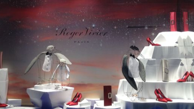 Le chausseur Roger Vivier étend son offre et propose une collection de bijoux. Credit: Flickr/Stéphanie Moisan