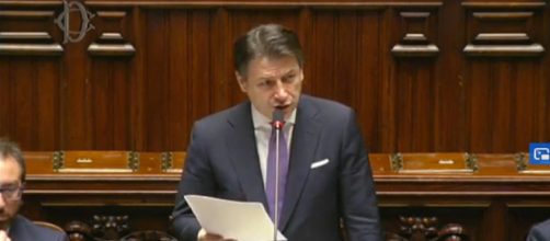 Il deputato della Lega Claudio Borghi contesta il discorso di Conte sul Mes