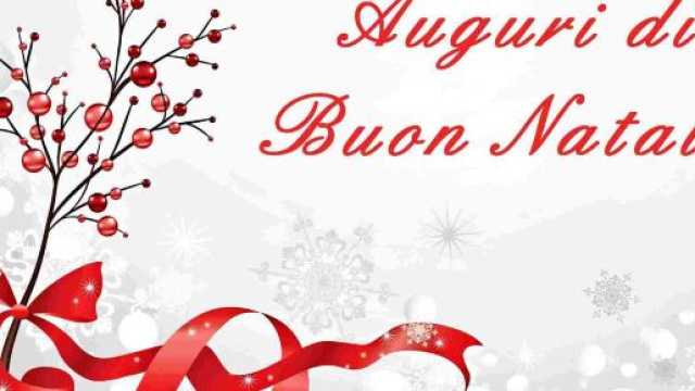 Buon Natale 2019: frasi romantiche e originali da inviare ai propri cari
