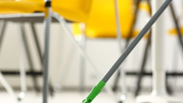 Concorso Ata appalti pulizia, bando per 11.263 posti: domande fino al 31 dicembre