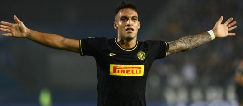 L'Inter vuole blindare l'attaccante argentino Lautaro Martinez