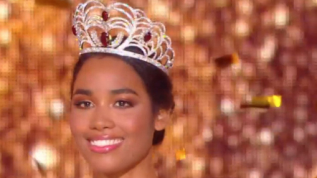 Cl&eacute;mence Botino &eacute;lue Miss France 2020. Credit: Capture d'&eacute;cran/TF1