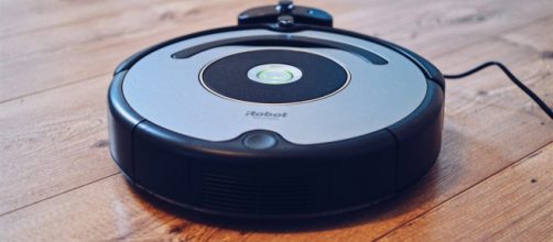 iRobot Roomba 671, rimuove lo sporco senza lasciare alcun alone.