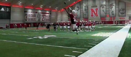 The Huskers are looking to reel in another big get [Image via Big Ten Network/YouTube]
