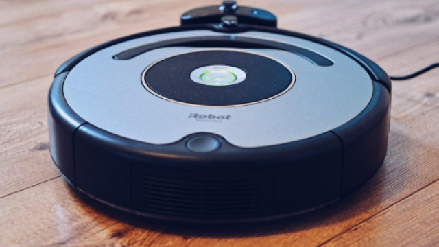 iRobot Roomba 671, rimuove lo sporco senza lasciare alcun alone.