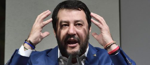 Salvini annuncia di essere nuovamente indagato per sequestro di persona