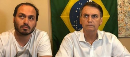 Investigação a Jair e Carlos Bolsonaro é arquivada. (Arquivo Blasting News)