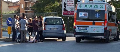 Livorno, mamma di cinque figli investita a Rosignano: è caccia al pirata della strada