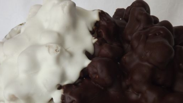 La ricetta della pignolata messinese.