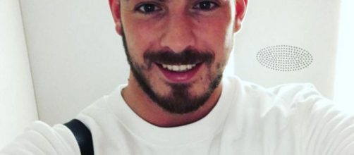 Julien Bert (les Anges) fou amoureux d'Hilona.